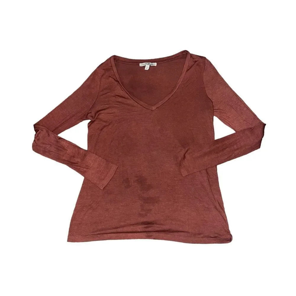 Express‎ One Eleven Size Small Long sleeve V-Neck Shirt